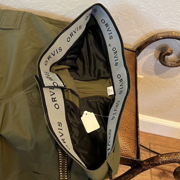 Brand New Orvis Cargo 🫒 color Short 4-way Stretchable Breathable, Comfortable! - Picture 5 of 6